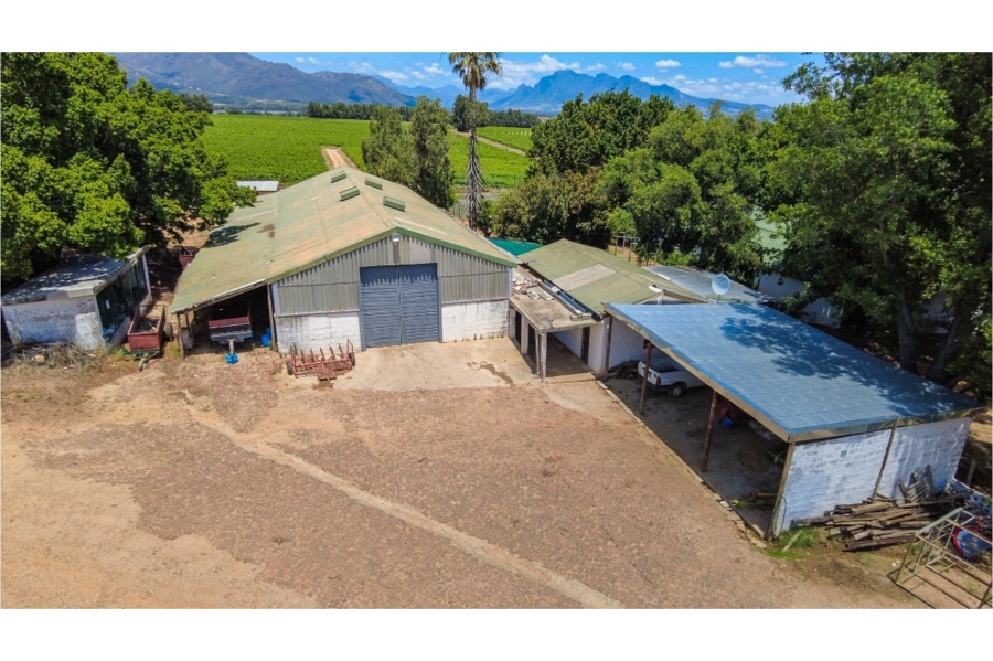 5 Bedroom Property for Sale in Paarl North Western Cape
